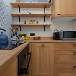 Elegant And Bright Apartment Graniczna Near Ogrod Saski By Noclegi Renters