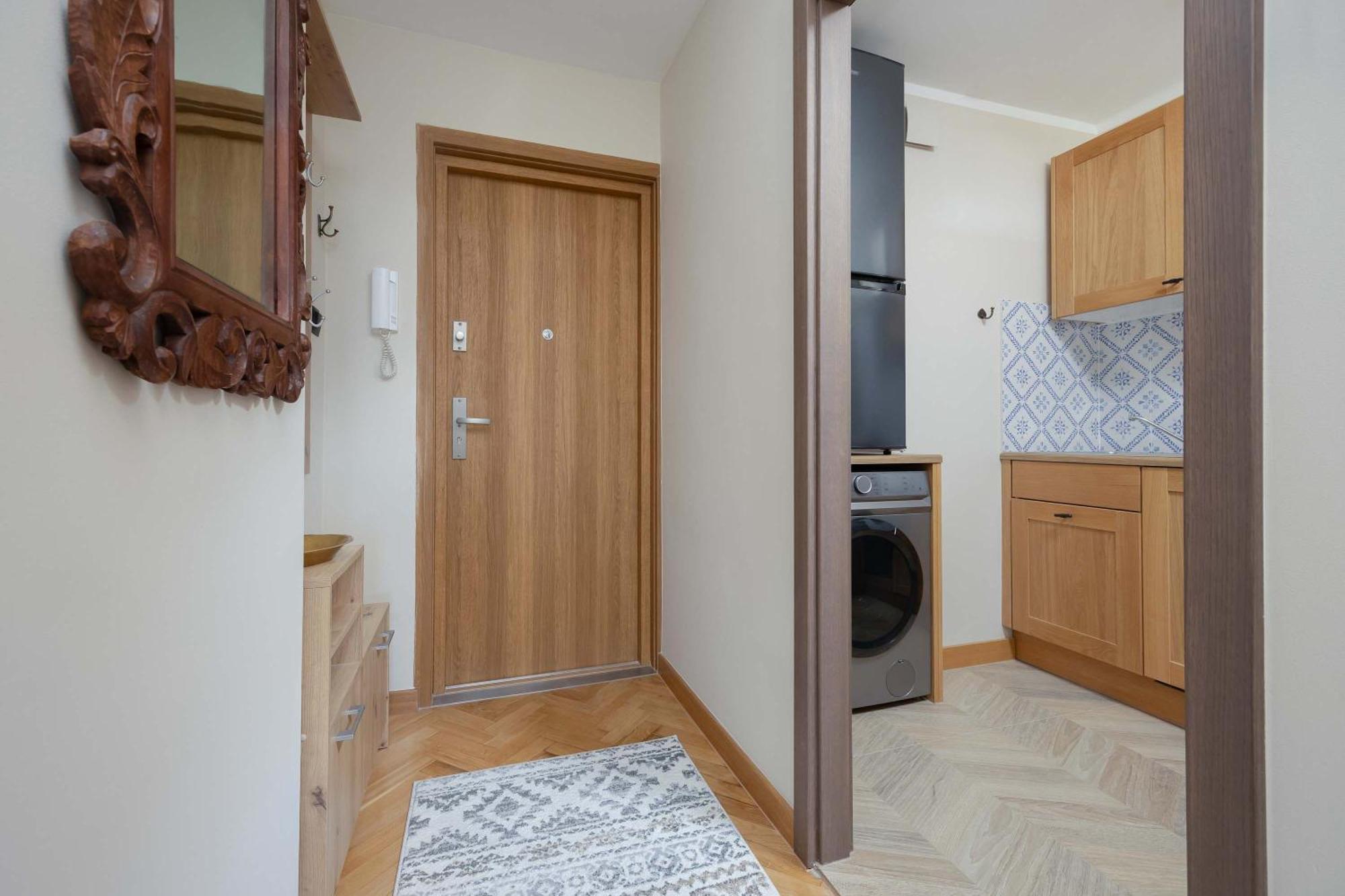 Elegant And Bright Graniczna Near Ogrod Saski By Renters Apartament Warszawa