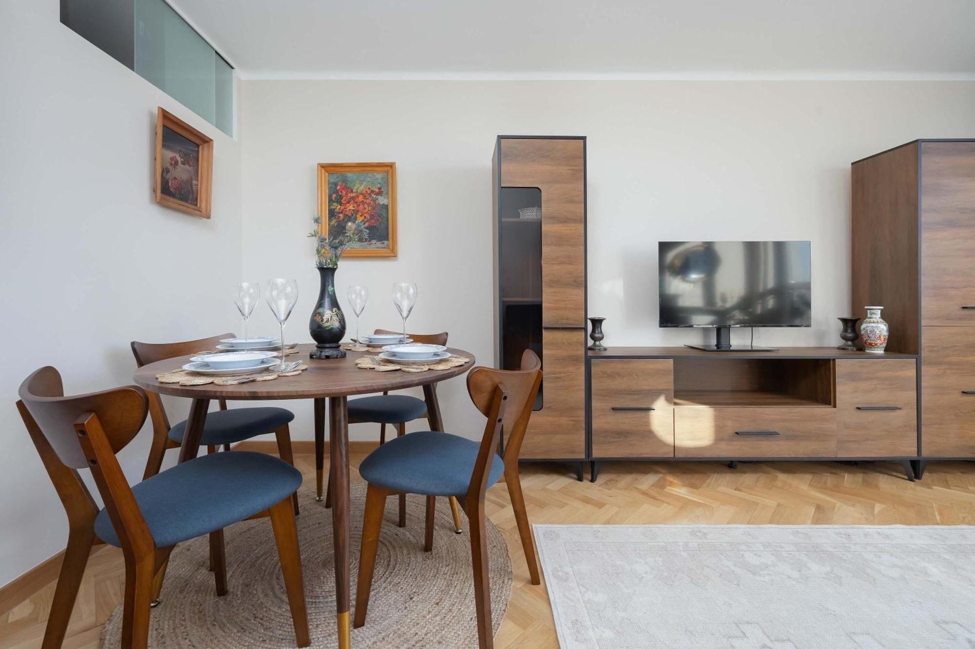 Apartament Elegant And Bright Graniczna Near Ogrod Saski By Renters Warszawa